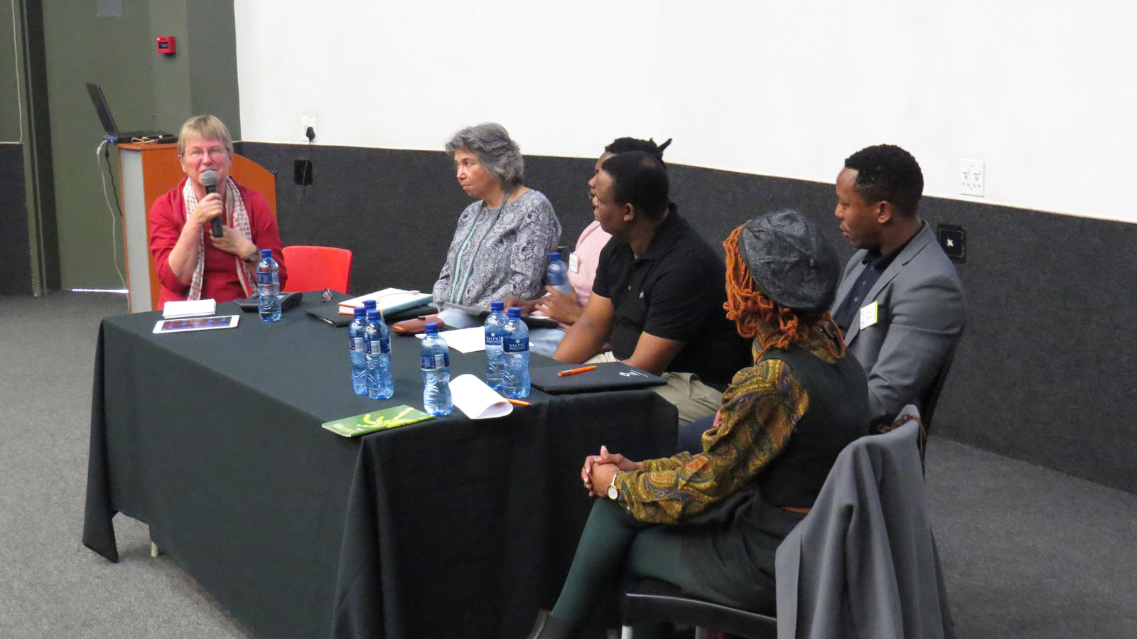 Click the image for a view of: Isabel Hofmeyr chairing the roundtable: South African book arts as a democratic force. Sunday 26 March